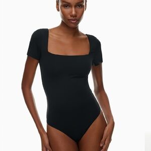 Aritzia contour square neck bodysuit